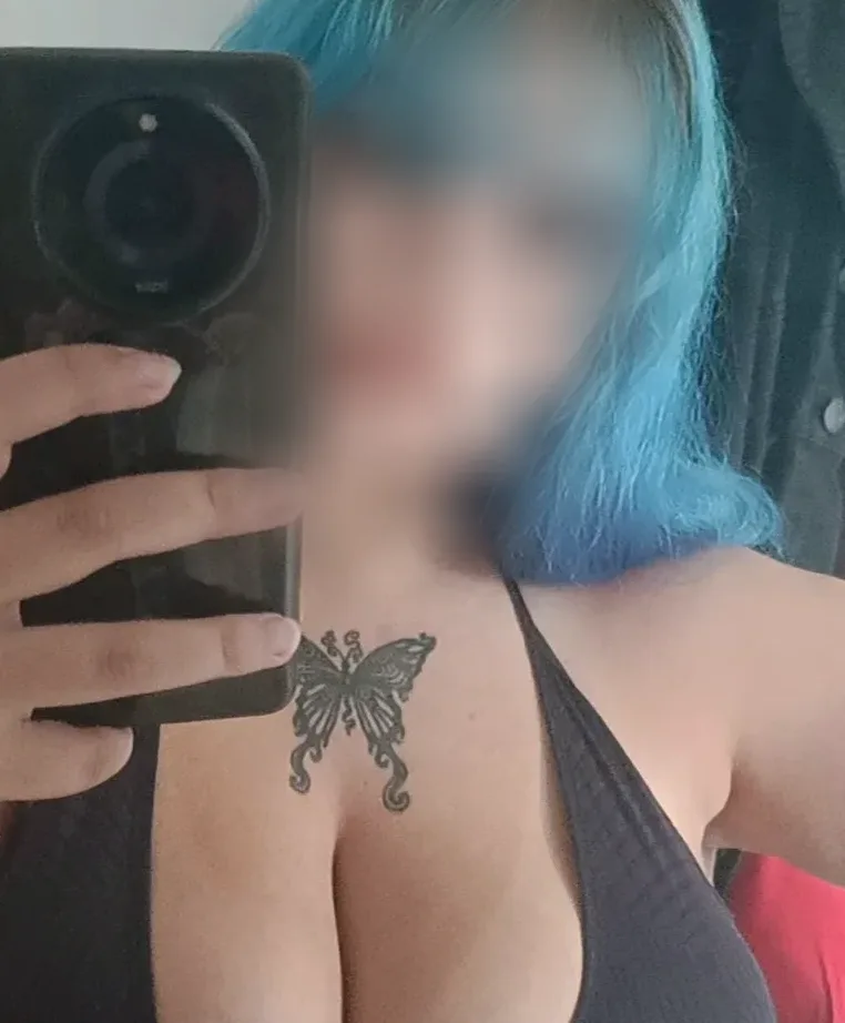 Aina, 22 años